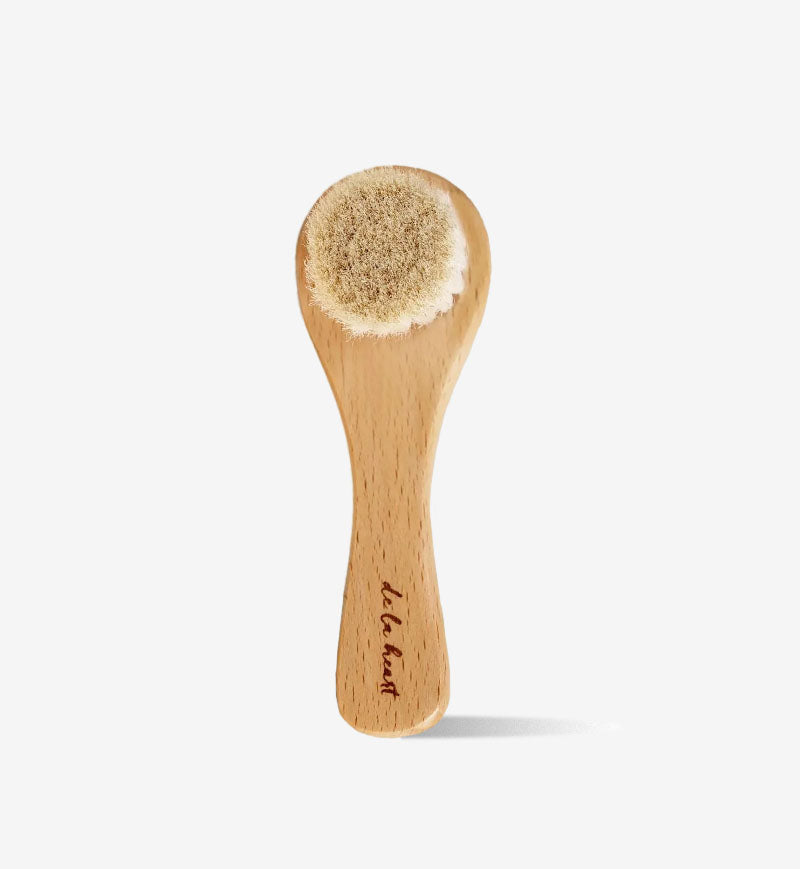 Facial Dry Brush