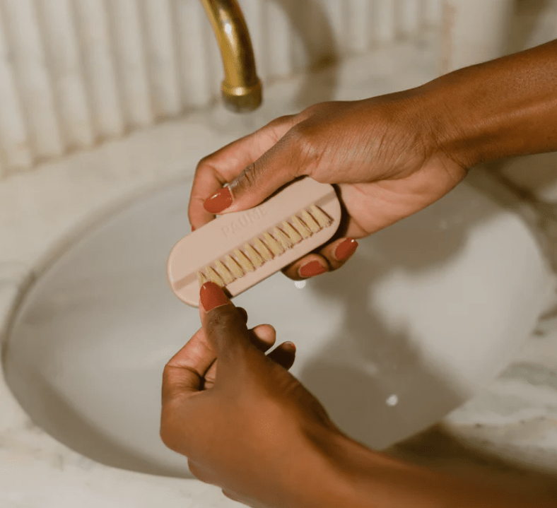 Paume Hand and Nail Brush - Thumbnail 2