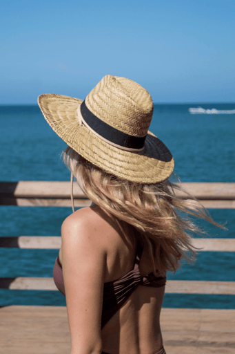 Anya and Niki | The Tower Hat - Anya and Niki - Living with Ivey