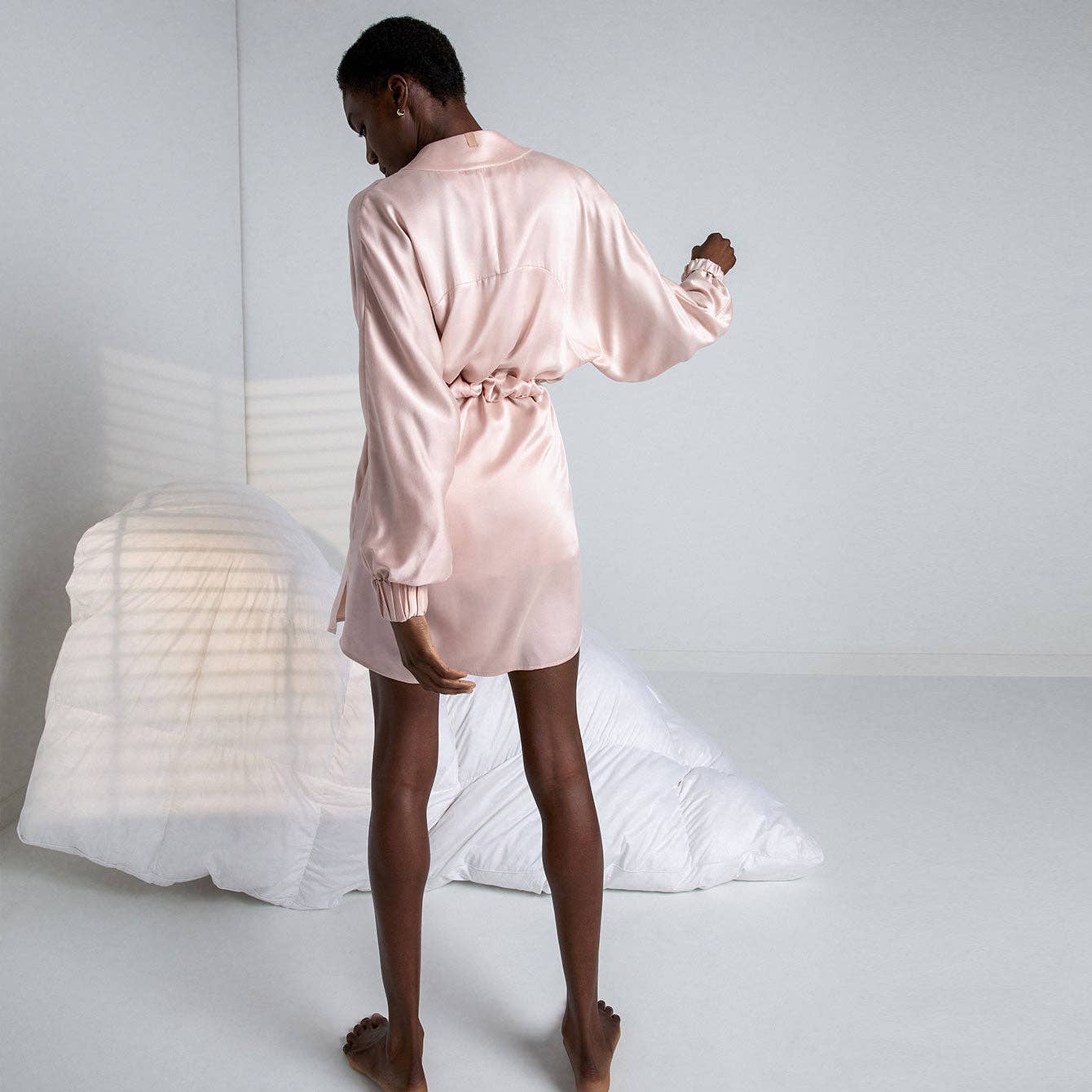 Washable Short Silk Robe - Living with Ivey