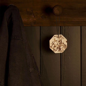 Chestnut Botanical Palet - Carrière Frères - Living with Ivey