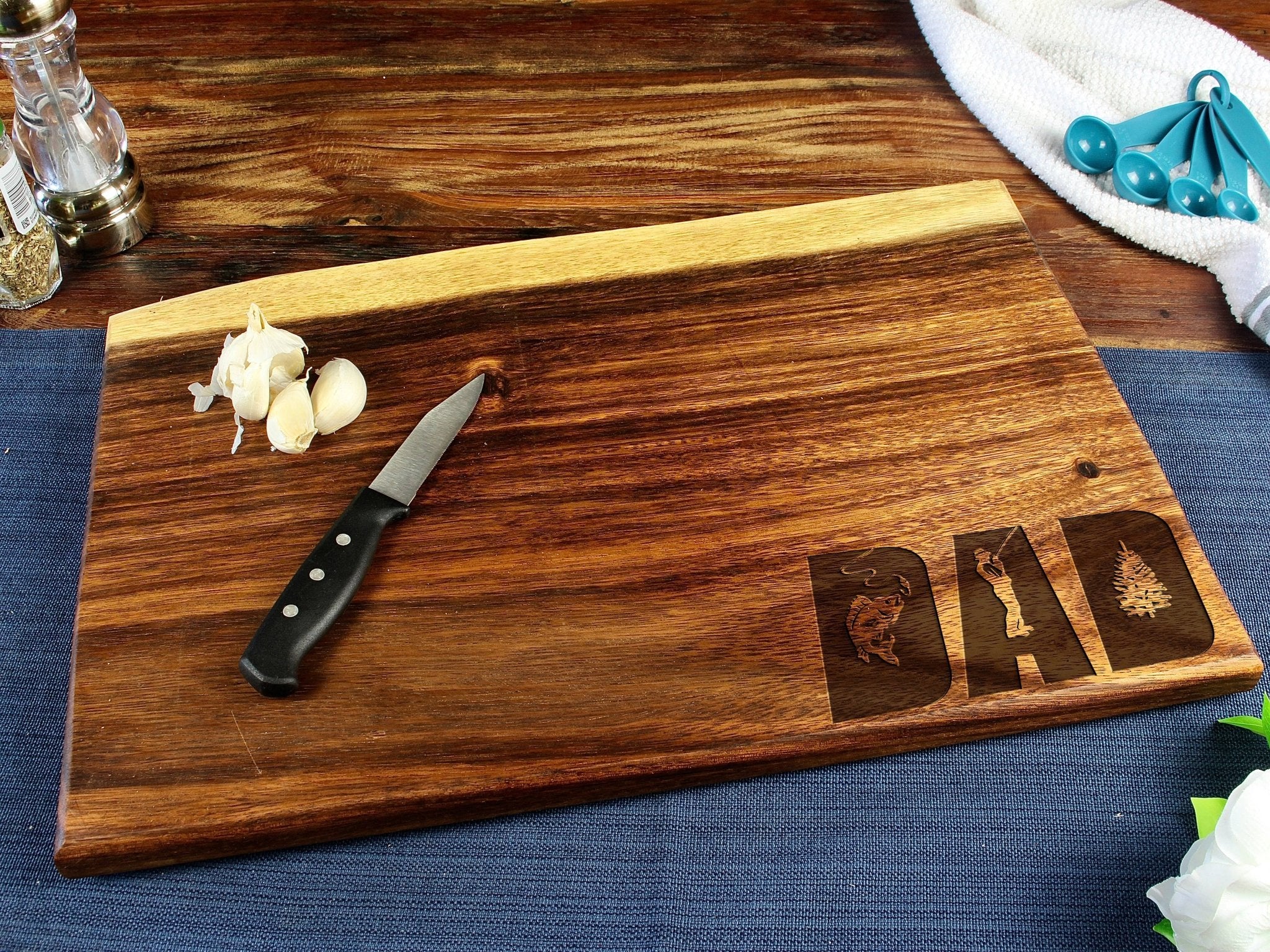 Square End Charcuterie Board - Live Edge - Cutting Board: Large 18x12" - Thumbnail 5