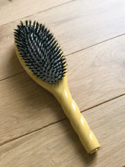 N.02 The Care & Detangling Hair Brush - La Bonne Brosse - Living with Ivey