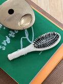 N.02 The Small Care & Detangling Hair Brush - La Bonne Brosse - Living with Ivey