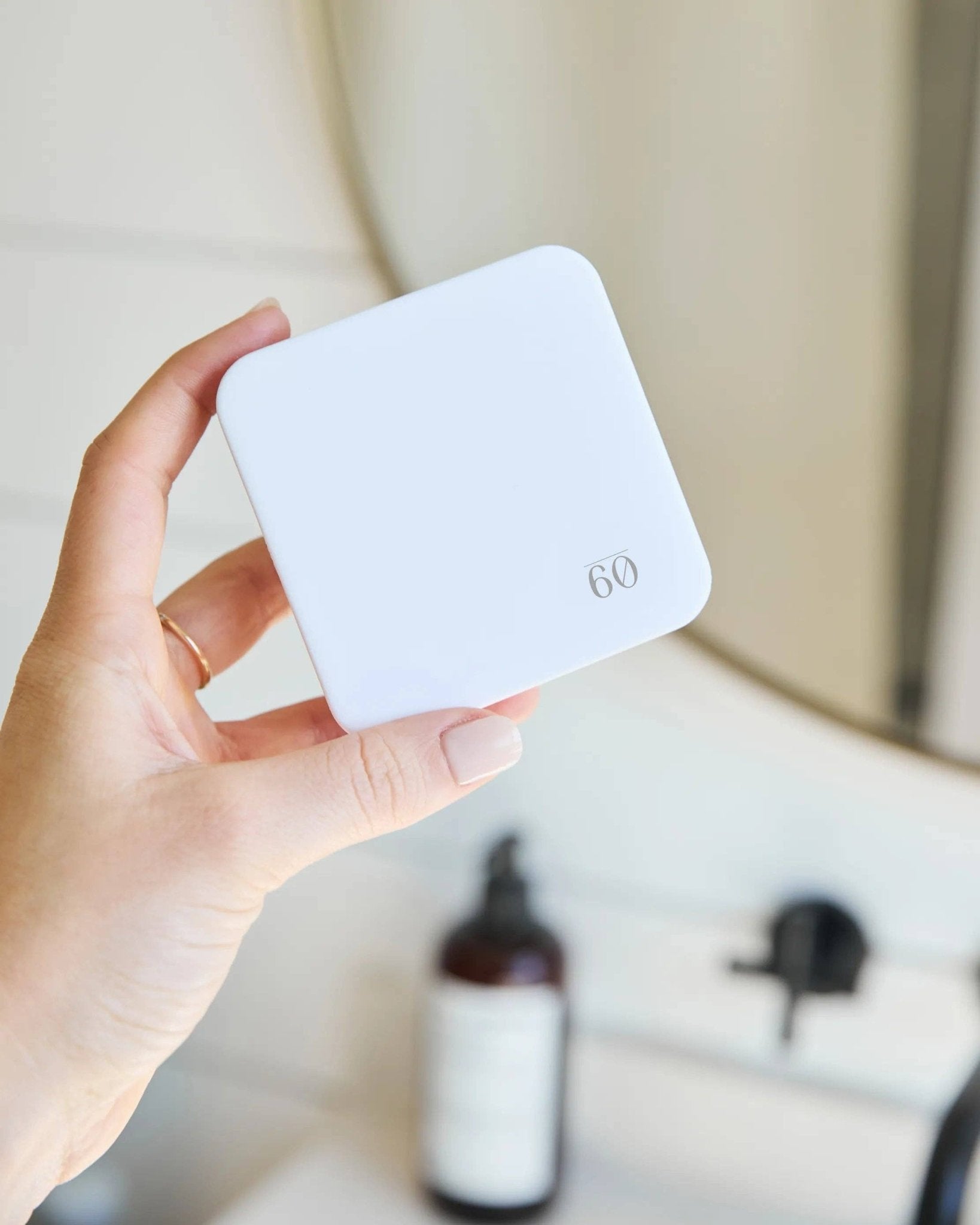 Plug-In Home Fragrance Diffuser - Thumbnail 4